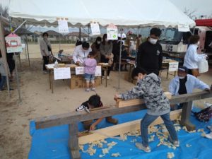 LINE_ALBUM_あそぼー広っぱ_211122_51